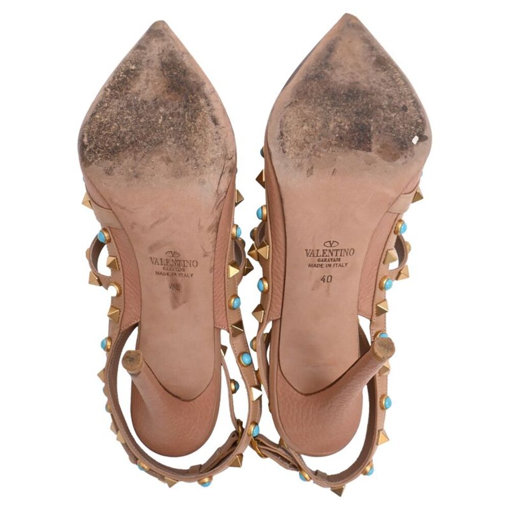 Valentino Garavani Rockstud Ankle Strap Pumps in Beige - Picture 6 of 8